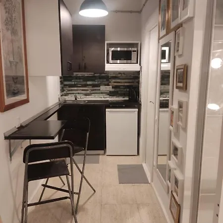 Mini House Loft 25m2 In * Barcelona