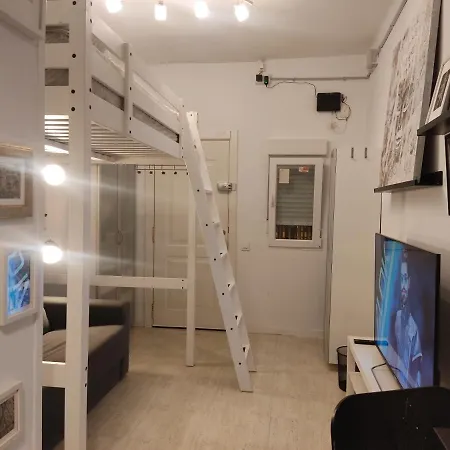Mini House Loft 25m2 In Villa
